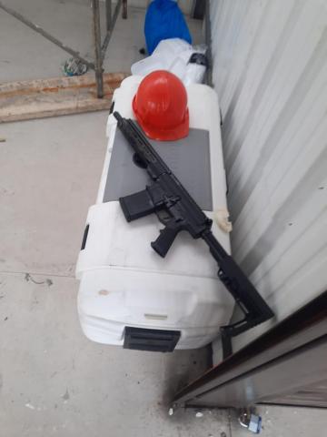 Fusil calibre 5,56 utilizado por los sicarios para cometer el crimen