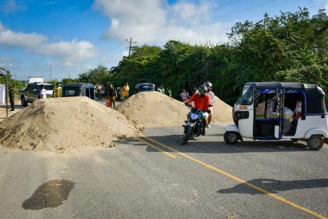 Bloqueos en Arroyo de Piedra.