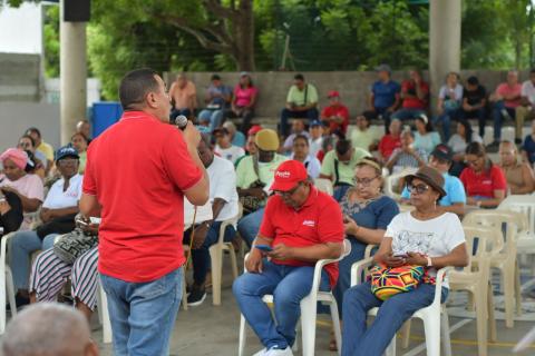 Colegio Simón Bolívar, del barrio Cevillar.