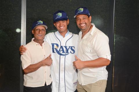 Samuel Pardo, feliz por su firma con la franquicia de la MLB.